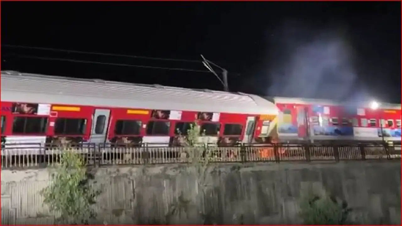 రిషికేశ్‌లో తప్పిన భారీ రైలు ప్రమాదం.. పట్టాలు తప్పిన ఉజ్జయిని ఎక్స్‌ప్రెస్ బోగీలు!