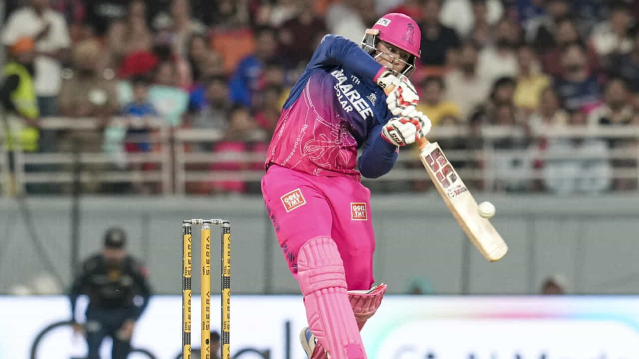 ఐపీఎల్ ప్లేఆఫ్స్ ఇన్నింగ్స్‌లో అత్యధిక సిక్సర్లు కొట్టింది కూడా వైభవ్ సూర్యవంశీ ప్లేఆఫ్స్ మ్యాచ్‌లో కేవలం 29 బంతుల్లోనే 97 పరుగులు చేసాడు ఆ ఇన్నింగ్స్‌లో రికార్డు స్థాయిలో 12 సిక్సర్లు ఉన్నాయి. ఇంకా ఫాస్టెస్ట్ ప్లేఆఫ్స్ హాఫ్ సెంచరీ కేవలం 16 బంతుల్లోనే అర్ధశతకం పూర్తి చేసాడు. 