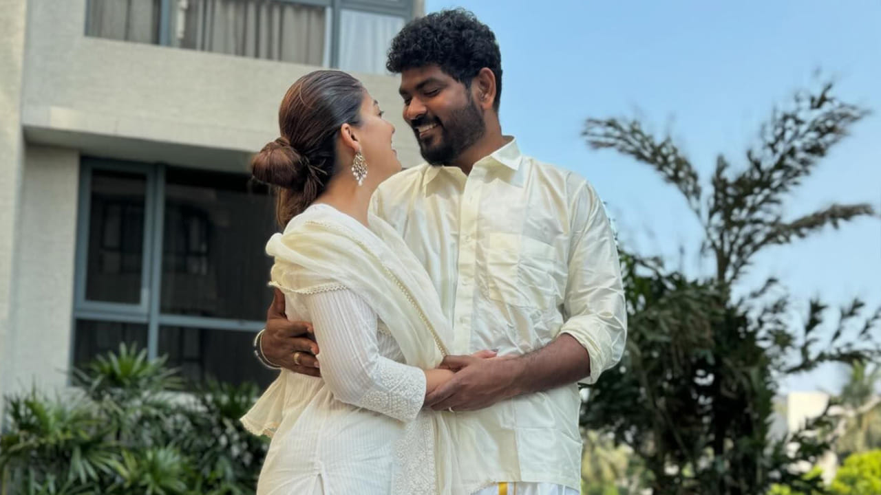 అలాగే తన వృత్తిపరమైన జీవితంలోనూ నయన్ భాగస్వామ్యం ఎంతో ఉంటుందని, తాను రాసే ప్రతి పాట లిరిక్స్‌ను మొదట ఆమెకే పంపుతానని, ఆమె నుండి హార్ట్ ఎమోజీ వస్తేనే మ్యూజిక్ డైరెక్టర్లకు ఫార్వార్డ్ చేస్తానని తమ మధ్య ఉన్న అన్యోన్యతను చాటారు. ఒకవైపు నయనతార వరుస సినిమాలతో బిజీగా ఉంటూ రూ.200 కోట్లకు పైగా నెట్ వర్త్‌తో దూసుకుపోతుండగా, విఘ్నేష్ శివన్ షేర్ చేసిన ఈ 'రూ.350 కోట్ల రిటైర్మెంట్ ఫార్ములా' ప్రస్తుతం నెటిజన్లలో విపరీతమైన చర్చకు దారితీస్తోంది.

