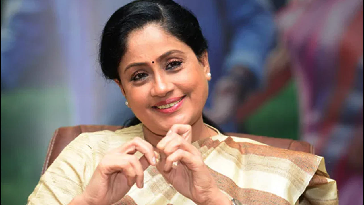 “సెట్‌లో నన్ను కూతురిలా చూసుకునేవారు”