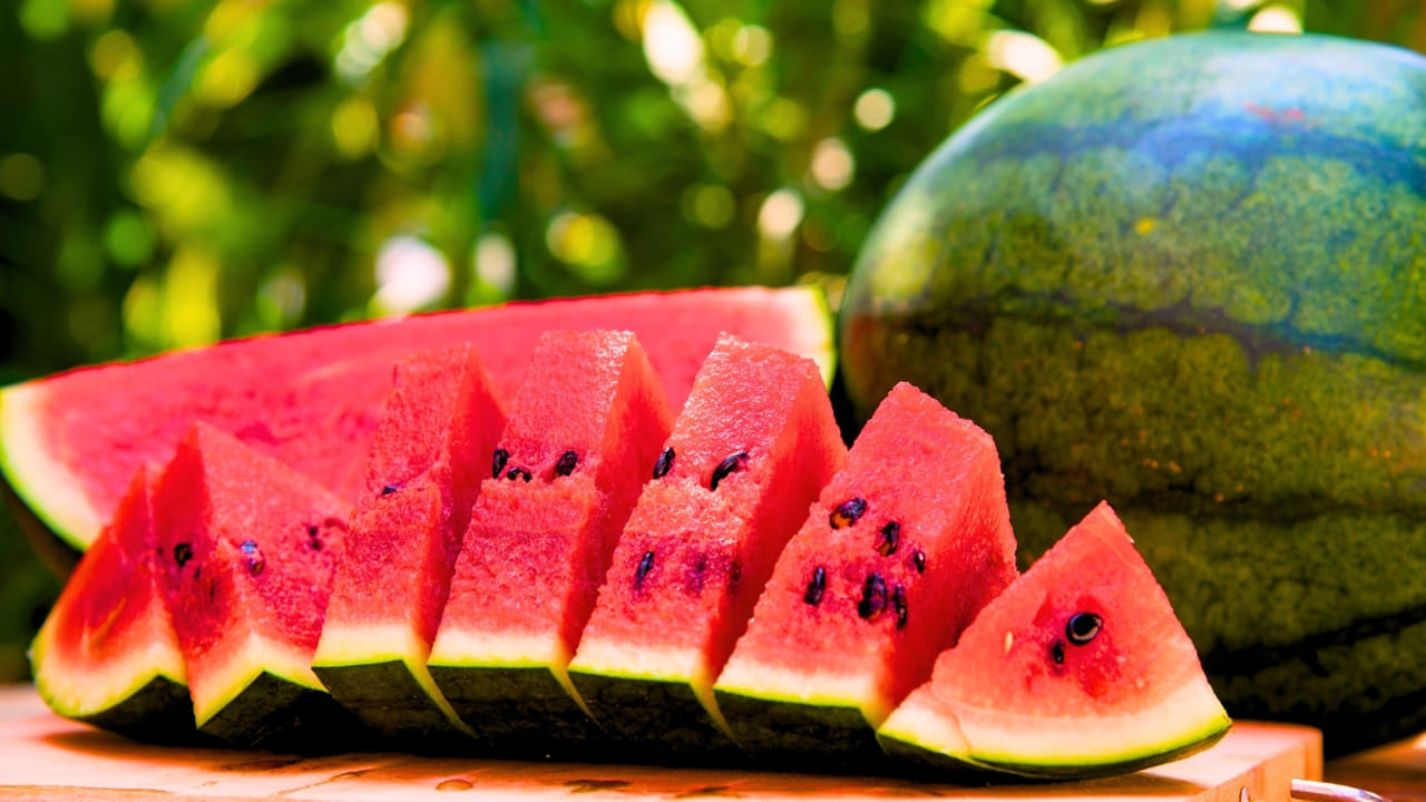 Watermelon: పుచ్చకాయ తిన్న వెంటనే నీళ్లు ఎందుకు తాగకూడదు..? లైట్‌ తీసుకుంటే మీకే నష్టం