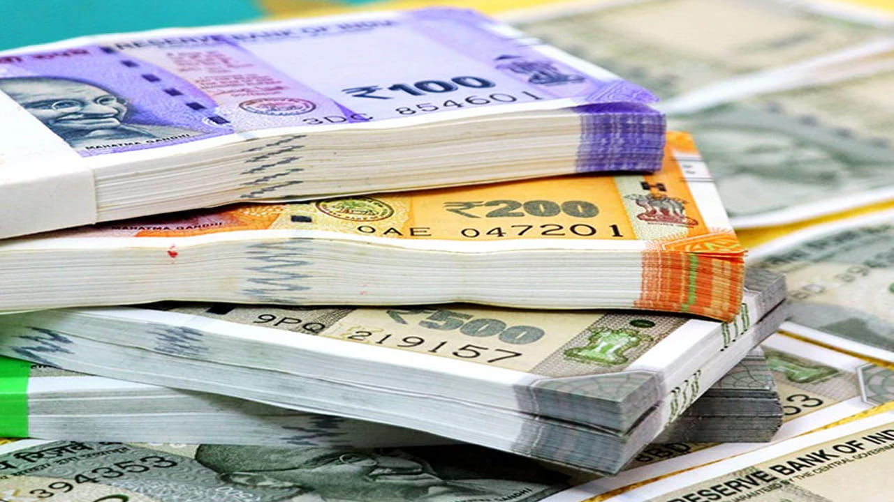 Fixed Deposit: ఎస్బీఐలో ఐదేళ్ల కాలానికి రూ.3 లక్షలు ఎఫ్డిలో పెట్టుబడి పెడితే ఎంత లాభం వస్తుంది?