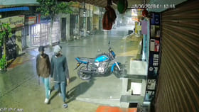 బంగారు షాపును టార్గెట్ చేస్తే వాళ్లకి దొరికింది ఏంటంటే..?