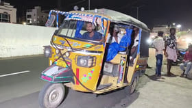 రొయ్యల చెరువుల్లో చోరీకి వచ్చి రైతులపైనే