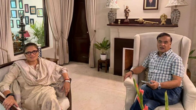 దీదీకి మరో బిగ్ షాక్.. పార్లమెంట్‌లో చీలక వైపు టీఎంసీ?