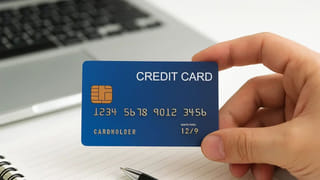 Credit Card: క్రెడిట్ కార్డ్ వాడే ముందు ఈ 8 రహస్య ఛార్జీల గురించి తెలుసుకోండి.. లేకుంటే మీ డబ్బు వృధా