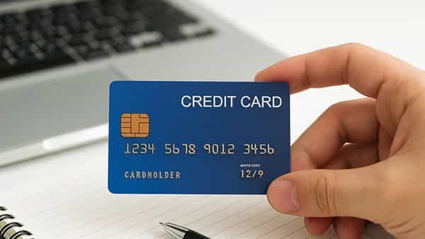 Credit Card: క్రెడిట్ కార్డు మోసానికి గురయ్యాయా..? ఐదు రోజుల్లోనే పూర్తి రీఫండ్.. ఆర్బీఐ కొత్త రూల్ ఇదే..