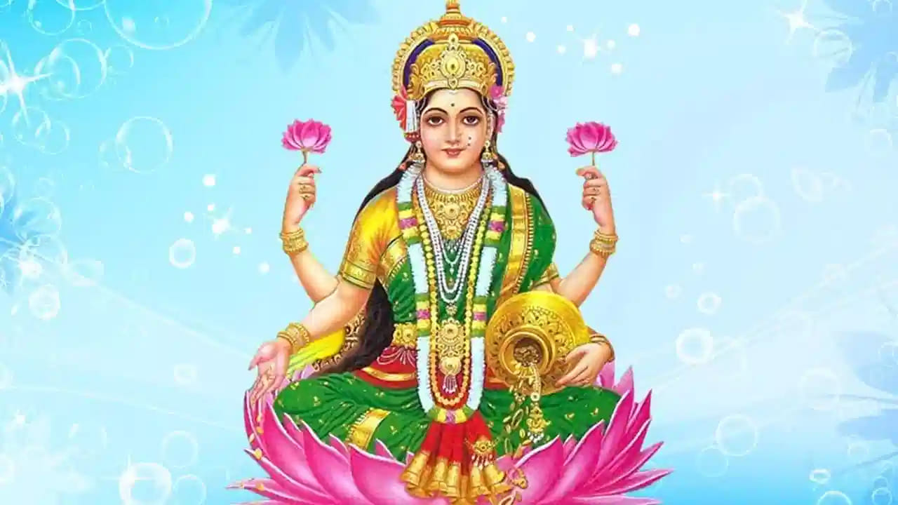 శుభ స్వప్నం వచ్చినప్పుడు ఏం చేయాలి?.. 
శాస్త్రాల ప్రకారం, అత్యంత శుభప్రదమైన కలలను అందరితో పంచుకోవడం మంచిది కాదని చెబుతారు. అలాంటి స్వప్నాలను గోప్యంగా ఉంచితే వాటి శుభ ప్రభావం మరింత పెరుగుతుందని నమ్మకం. ఉదయం నిద్రలేచిన వెంటనే మీ ఇష్టదైవాన్ని స్మరించి, మనసులోని కోరికను భక్తితో సంకల్పించుకోవడం శ్రేయస్కరంగా భావిస్తారు. 

(Disclaimer: ఇక్కడ అందించిన సమాచారం స్వప్న శాస్త్రం, సాధారణ నమ్మకాల ఆధారంగా మాత్రమే అందించబడింది. ఈ సమాచారం ఖచ్చితంగా నిజం లేదా శాస్త్రీయంగా నిర్ధారితమైన సమాచారం అని భావించకండి. వ్యక్తిగత నిర్ణయాలు తీసుకునే ముందు సంబంధిత నిపుణులను సంప్రదించడం మంచిది.)
