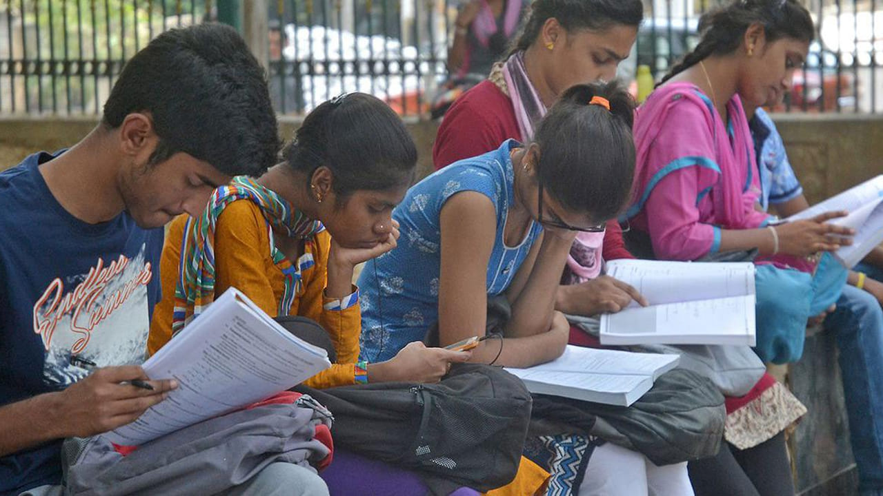 TG EAPCET 2026 అడ్మిషన్లు ప్రారంభం.. ఫీజు రీయింబర్స్మెంట్ పొందాలంటే ఈ నిబంధనలు తప్పనిసరి