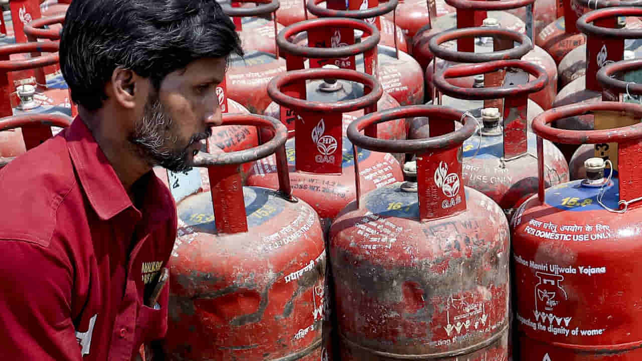 Gas Cylinder: జూన్ 30 తర్వాత వీరికి గ్యాస్ కనెక్షన్ రద్దు.. కేంద్రం కీలక ఆదేశాలు.. మీరూ ఉన్నారా..?