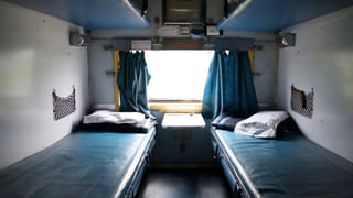 Lower Berth Tips: మీకు రైలులో లోయర్ బెర్త్ కావాలంటే ఈ సీక్రెట్‌ టిప్స్‌ ఫాలో అవ్వండి!