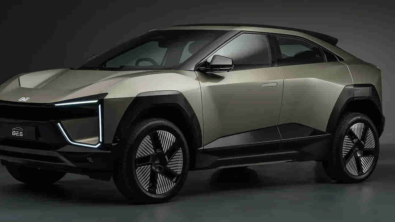Auto News: సింగిల్ ఛార్జ్తో 656 కిలోమీటర్ల రేంజ్.. ఈ కారుపై రూ.1.40 లక్షల వరకు తగ్గింపు!