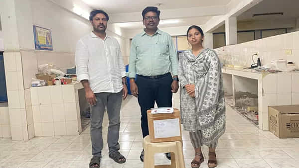 హైదరాబాద్లో అక్రమ ఫార్మా నెట్వర్క్ బట్టబయలు.. DCA దాడుల్లో కీలక పత్రాలు, డ్రగ్ సీజ్!
