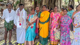 ఉపాధిహామీ దంపతుల షష్టిపూర్తి వేడుకకు ఫిదా అవుతున్న జనం!