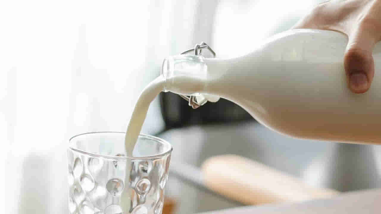 Milk Prices: సామాన్యులకు మరో షాక్.. మళ్లీ పెరగనున్న పాల ధరలు.. ఈ సారి ఎంతంటే..?