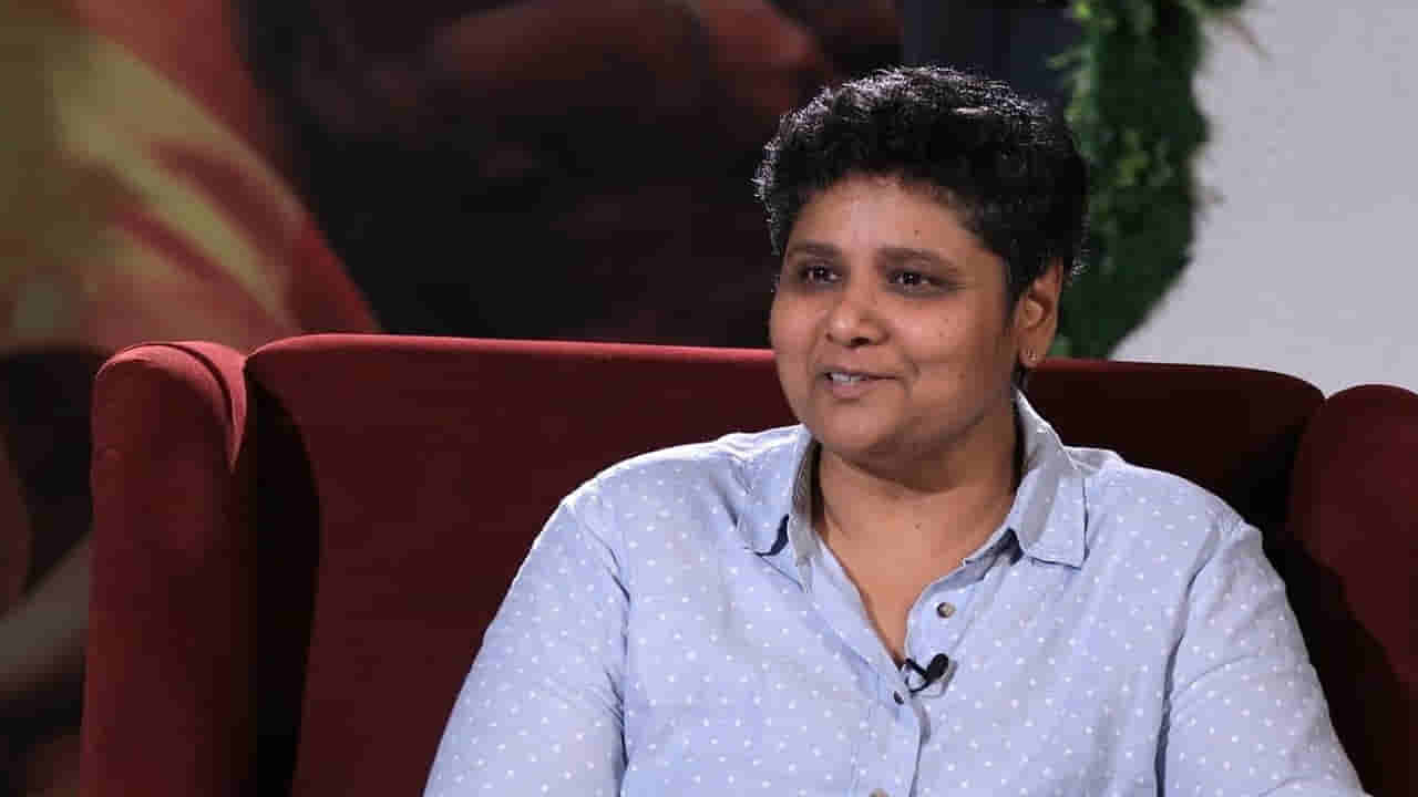 Nandini Reddy: పెళ్లిపై తన అభిప్రాయాన్ని నిక్కచ్చిగా చెప్పిన నందిని రెడ్డి..