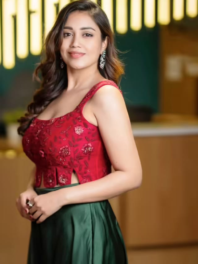 ప్రియుడితో పెళ్లి క్యాన్సిల్.. ఫస్ట్ టైమ్ స్పందించిన నివేదా పేతురాజ్