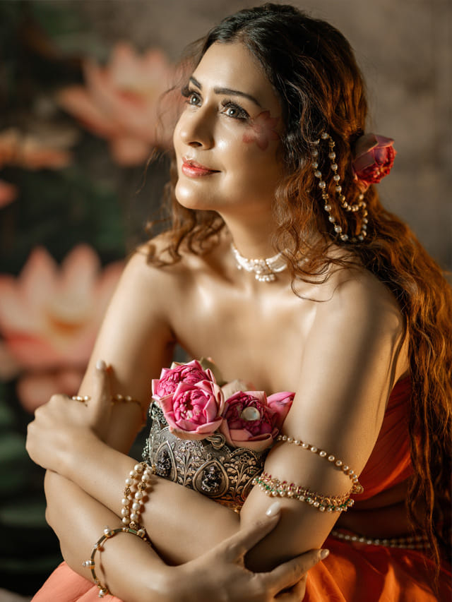 సుమనోహర రూపం.. సుందర వదనం.. స్టన్నింగ్ లుక్ లో కవ్విస్తున్న పాయల్ పాప