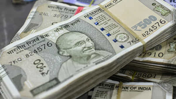 Personal Finance: 10 ఏళ్లలో రూ.33 లక్షలకు పైగా లాభం.. ఇన్వెస్టర్లకు కాసుల వర్షం కురిపించిన HDFC మ్యూచువల్ ఫండ్!