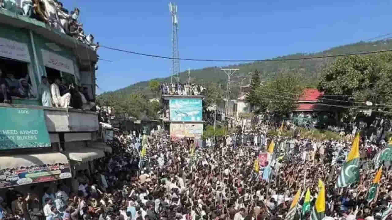 PoKలో మిన్నంటిన ఆగ్రహజ్వాలలు.. నిరసనకారులపై పాక్ సైన్యం పైశాచికత్వం.. పెల్లెట్ గన్లు, కాల్పులు!