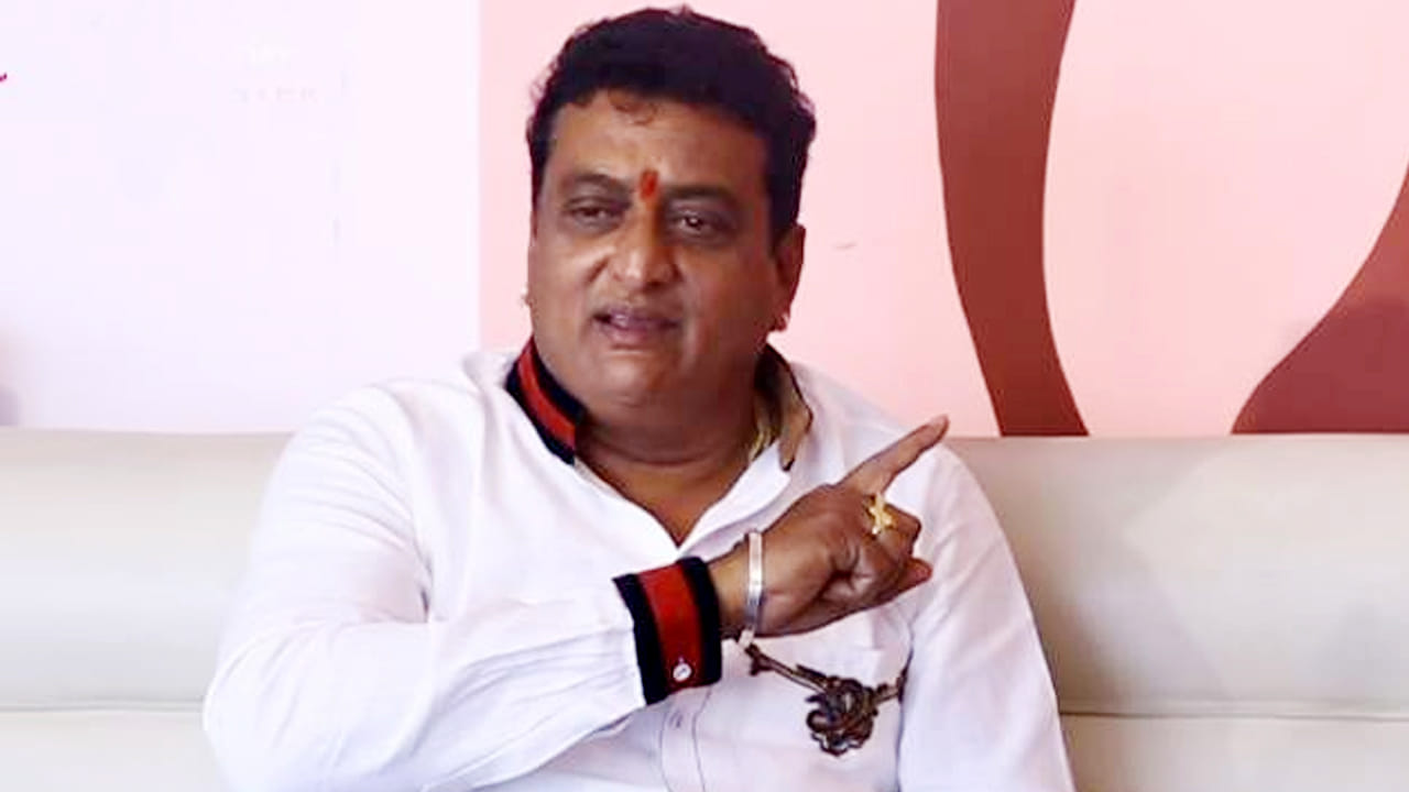 ఆ హీరో క్యారెక్టర్ చేశానని నన్ను చంపాలనుకున్నారు.. కానీ ఆయనే నన్ను కాపాడారు: పృథ్వి రాజ్
