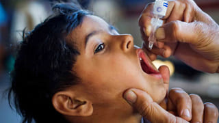 తల్లిదండ్రులకు అలర్ట్! నిండు జీవితానికి రెండు చుక్కలు.. ఆదివారం పల్స్ పోలియో