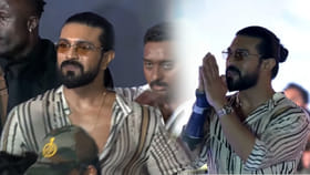 గ్రాండ్‌గా పెద్ది మూవీ ప్రీ రిలీజ్ ఈవెంట్..