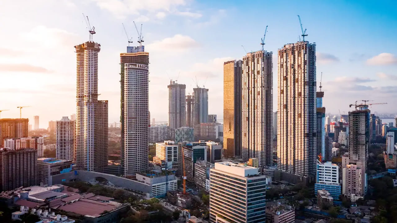 RERA Rules: ఫ్లాట్ మీ చేతికి రాకున్నా EMIలు కడుతూనే ఉన్నారా? ముందు ఇవి తెలుసుకోండి..!