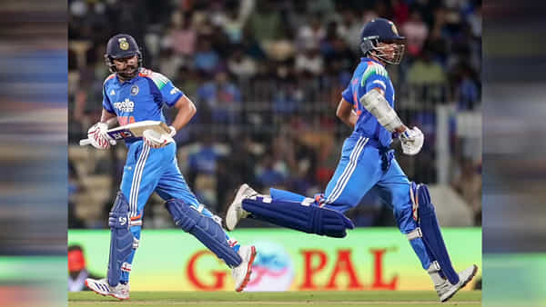 నిన్ననే సెంచరీ కొట్టాడు.. అయినా టీమ్లోకి తీసుకోలేదు! ఇంతకంటే అన్యాయం ఉంటుందా?