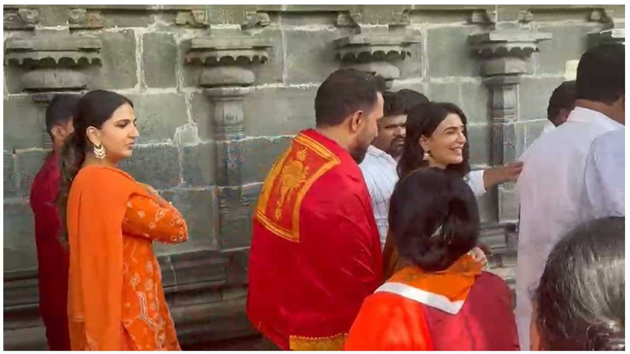 ఇక పెళ్లి విడాకులు మయోసైటీస్ కారణంగా చాలా రోజుల సినిమాలకు దూరంగా ఉన్న ఈ ముద్దుగుమ్మ , సెకండ్ హిన్నింగ్స్ స్టార్ట్ చేసింది. ఖుషి మూవీతో తన అభిమానులను ఆకట్టుకున్న ఈ ముద్దుగుమ్మ , చాలా రోజుల తర్వాత మరోసారి థియేటర్లో సందడి చేయడానికి రెడీ అయ్యింది.