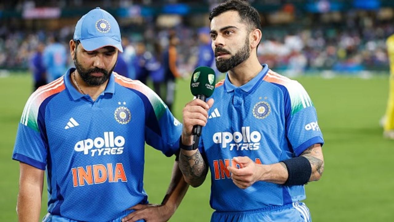 భారత క్రికెట్లో యువ వికెట్ కీపర్ బ్యాటర్ ఇషాన్ కిషన్ తన సంచలన ప్రదర్శనతో సీనియర్ ఆటగాళ్లకు గట్టి పోటీనిస్తున్నాడు. ఆఫ్ఘనిస్తాన్తో జరుగుతున్న వన్డే సిరీస్లో వరుసగా రెండు మ్యాచ్ల్లో లీనమై ఆడిన తీరు, సెలెక్టర్లకు సరికొత్త తలనొప్పిగా మారింది. రాబోయే ఇంగ్లాండ్ పర్యటనకు విరాట్ కోహ్లీ, హార్దిక్ పాండ్యా తిరిగి జట్టులోకి వస్తుండటంతో, ఇషాన్ కిషన్ను తుది జట్టులో ఎలా కొనసాగించాలనేది ఇప్పుడు పెద్ద సవాల్గా మారింది.