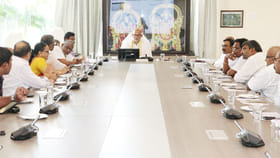 ఇకపై పప్పు కూడా వడ్డించే యోచనలో టీటీడీ!