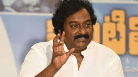 నా కెరీర్‌ను ముందే ఊహించిన హీరో ఆయన...