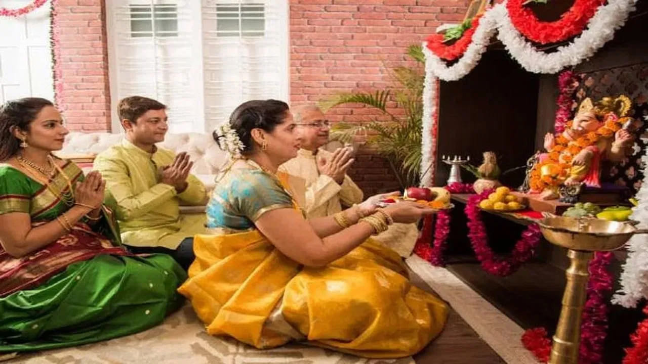 (Disclaimer: ఇక్కడ అందించిన సమాచారం వాస్తు,  జ్యోతిష్యం, సాధారణ నమ్మకాల ఆధారంగా మాత్రమే అందించబడింది. ఈ సమాచారం ఖచ్చితంగా నిజం లేదా శాస్త్రీయంగా నిర్ధారితమైన సమాచారం అని భావించకండి. వ్యక్తిగత నిర్ణయాలు తీసుకునే ముందు సంబంధిత నిపుణులను సంప్రదించడం మంచిది.)
