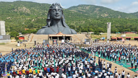 ఈషా ఫౌండేషన్ ఆధ్వర్యంలో 1,000 ఉచిత యోగా సెషన్లు