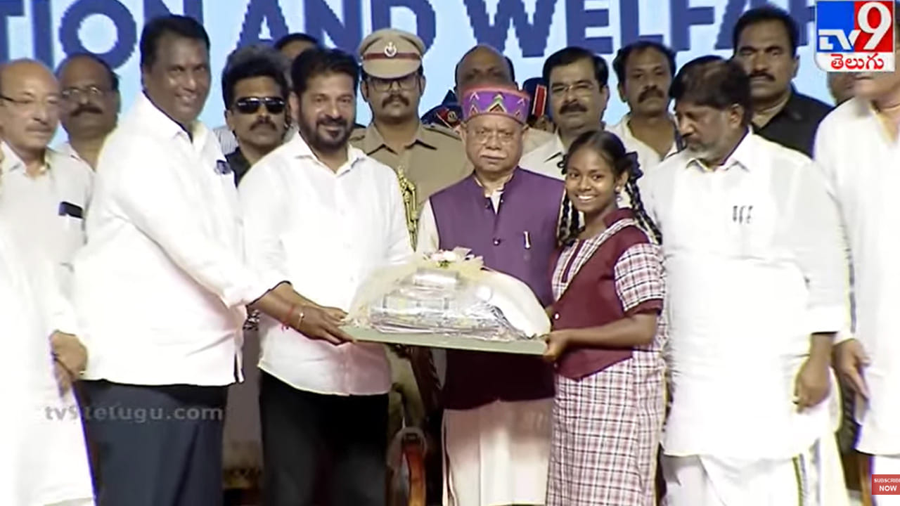 Young India Student Kits Distribution