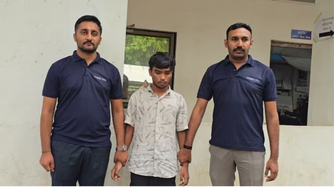 అరే ఎలారా.. 18 ఏళ్లకే రూ.64 కోట్లు కాజేసిన కర్రాడు.. ఎలా కొట్టేశాడో తెలిస్తే..