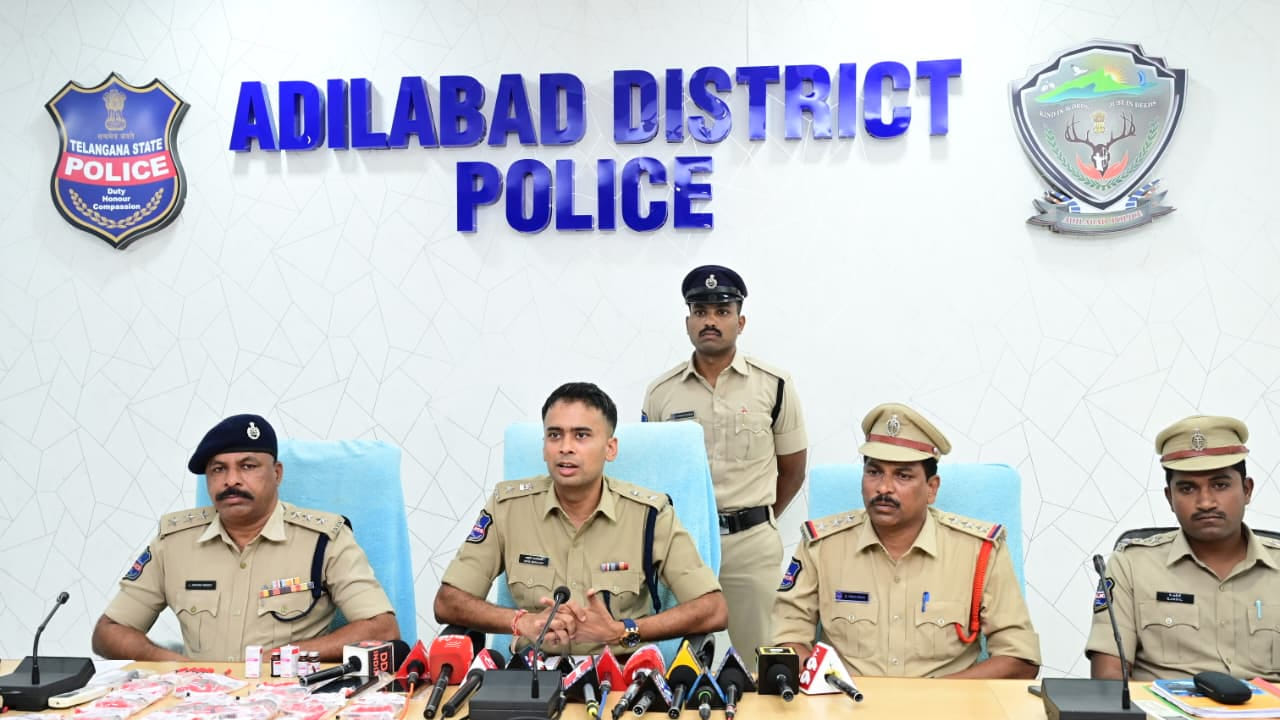 అర్ధరాత్రి అనుమానాస్పదంగా కనిపించాడు.. ఆపి చెక్ చేయగా కుప్పల కుప్పల ఇంజెక్షన్లు