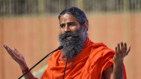 బాబా రామ్‌దేవ్ హెల్త్ సీక్రెట్ ఏంటి? ఏ ప్రోటీన్ పౌడర్ వాడతారు..?