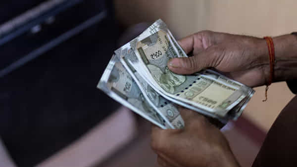 Home Loan EMI: 20 ఏళ్ల రుణాన్ని 15 ఏళ్లలోనే తీర్చేయెచ్చు.. ఈ చిన్న ట్రిక్తో రూ.12 లక్షలు ఆదా..!