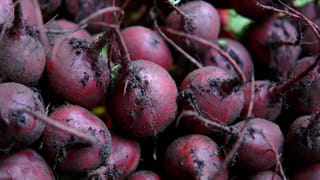 beetroot: ఈ ఎర్రటి దుంపను చిన్నచూపు చూడకండయ్యా..? అది మీకు పెద్ద కాపు లెక్క