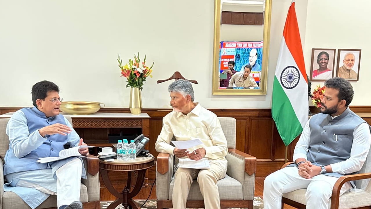 ఢిల్లీలో సీఎం చంద్రబాబు బిజీబిజీ.. ప్రధాని మోదీ సహా ఆరుగురు కేంద్ర మంత్రులతో కీలక భేటీ..!
