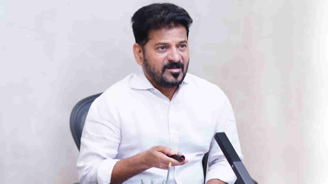 జనావాసాల మధ్యలోనే ఇందిరమ్మ ఇండ్లు.. సీఎం రేవంత్ రెడ్డి కీలక ఆదేశాలు!