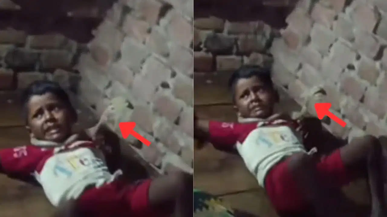 Video: ఆటగదరా శివ.. పిల్లాడి మెడకు చుట్టుకున్న నాగుపాము.. ఆ తర్వాత ఏం జరిగిందో వీడియోలో చూడండి.. | 4 Foot Cobra Wraps Around Sleeping 5 Year Old boy Neck in Bihar, Watch Viral Video