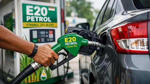 E20 పెట్రోల్ వల్ల పాత వాహనాల్లో మైలేజ్ తగ్గుతుందా? ఇంజిన్ దెబ్బతింటుందా? కేంద్రం కీలక ప్రకటన!