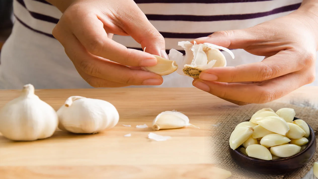 Kitchen Hacks: ఇన్ని రోజులు ఈ ట్రిక్ తెలియకపాయే.. ఇలా చేస్తే వెల్లుల్లి పొట్టు నిమిషాల్లోనే తీయవచ్చు.. వైరల్ వీడియో!