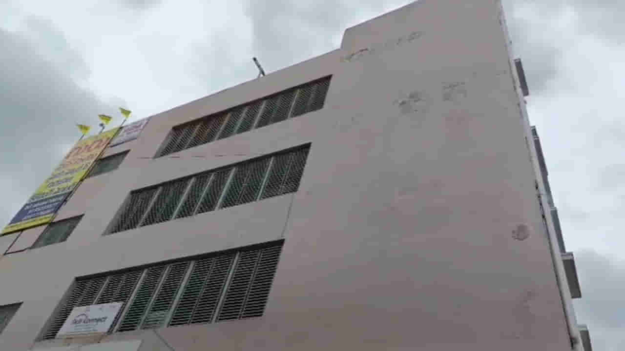 Kurnool: నాన్న వచ్చి బాగోగులు చెప్పి వెళ్లాడు.. కానీ బాలుడిలో మనసులో ఏదో వేదన.. దీంతో..