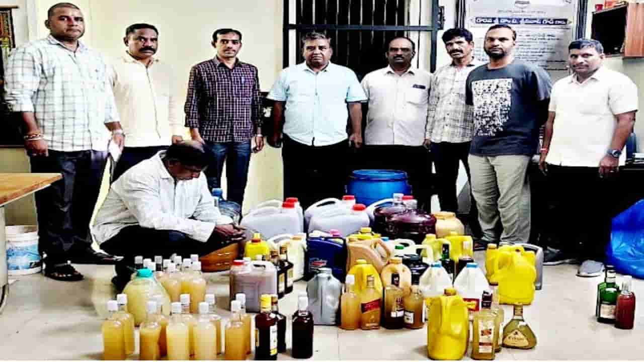 Hyderabad: యూట్యూబ్లో చూసి వైన్ తయారు చేశాడు.. ఆరు నెలల్లో ఎంత సంపాదించాడో తెలిస్తే..