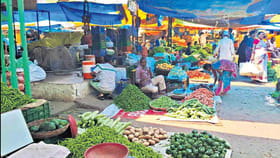 హైదరాబాద్‌ రైతు బజార్‌లో కూరగాయల ధరలు ఎలా ఉన్నాయో తెలుసా..?