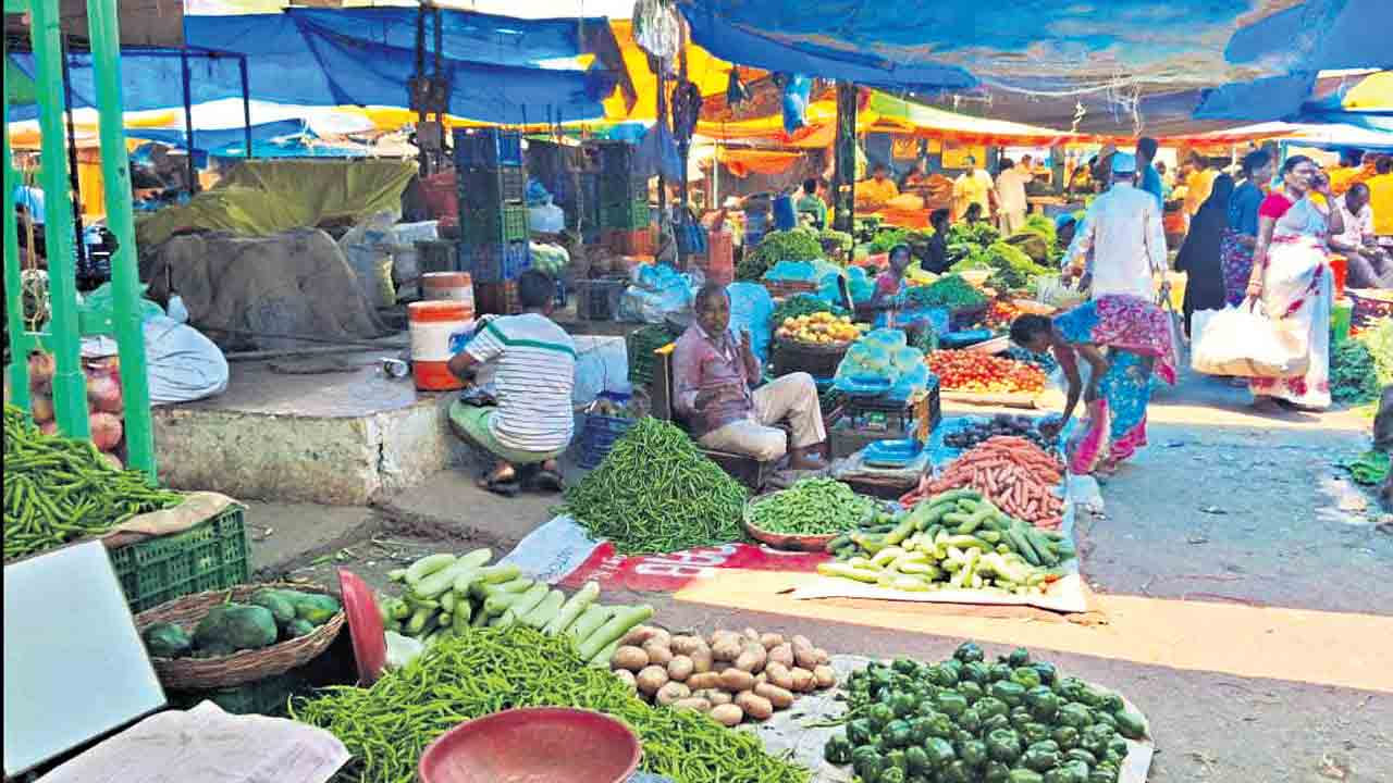 Vegetable Prices: హైదరాబాద్ రైతు బజార్లో కూరగాయల ధరలు ఎలా ఉన్నాయో తెలుసా..? కిలోకు ఎంత?